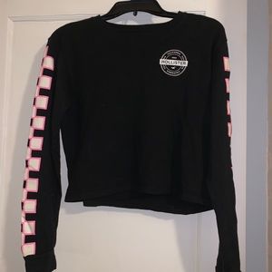 Hollister Crop Long Sleeve Graphic Tee